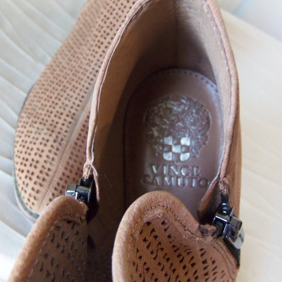 Vince Camuto Tan Perforated Leather Booties sz 7.5 - Picture 11 of 14